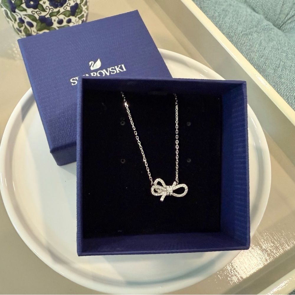 Swarovski Crystal Bow Necklace